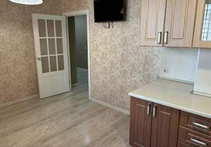 4-к квартира, на длительный срок, 98м2, 7/24 этаж