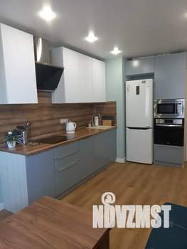 2-к квартира, посуточно, 65м2, 9/27 этаж