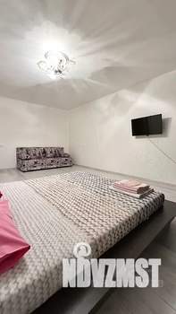 1-к квартира, посуточно, 55м2, 2/10 этаж