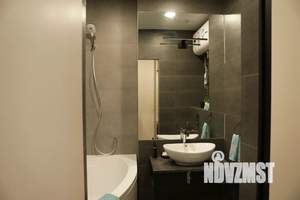 2-к квартира, посуточно, 45м2, 9/16 этаж