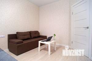 1-к квартира, посуточно, 40м2, 13/25 этаж