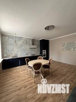 3-к квартира, посуточно, 150м2, 3/10 этаж