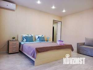 1-к квартира, посуточно, 50м2, 1/1 этаж