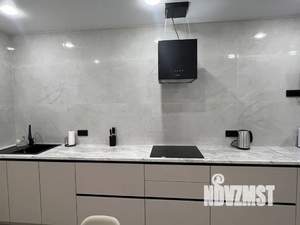1-к квартира, посуточно, 41м2, 4/25 этаж