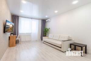 1-к квартира, посуточно, 62м2, 1/1 этаж