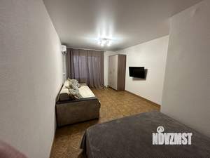 1-к квартира, посуточно, 39м2, 11/16 этаж