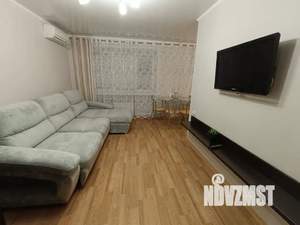 Студия квартира, посуточно, 42м2, 4/5 этаж