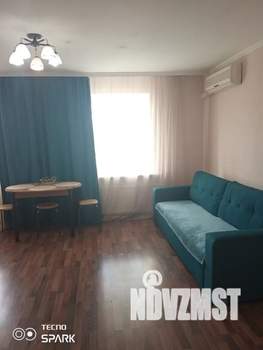 1-к квартира, посуточно, 52м2, 3/5 этаж