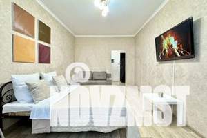 1-к квартира, посуточно, 43м2, 3/25 этаж
