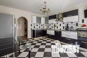 2-к квартира, посуточно, 75м2, 4/9 этаж