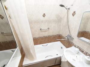 1-к квартира, посуточно, 42м2, 7/12 этаж