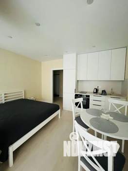 Студия квартира, посуточно, 30м2, 2/10 этаж