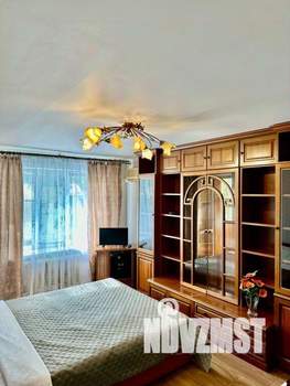 1-к квартира, посуточно, 33м2, 1/1 этаж