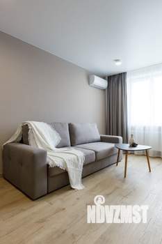 1-к квартира, посуточно, 45м2, 22/26 этаж