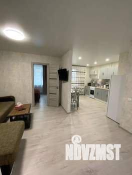 1-к квартира, посуточно, 42м2, 17/25 этаж