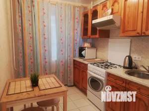 1-к квартира, посуточно, 40м2, 3/9 этаж