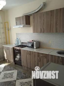 Студия квартира, посуточно, 35м2, 4/5 этаж