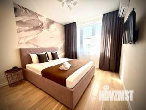 2-к квартира, посуточно, 75м2, 1/1 этаж