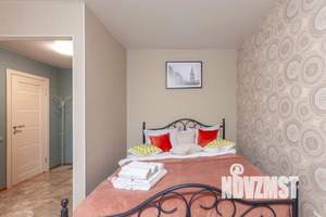 1-к квартира, посуточно, 43м2, 1/1 этаж