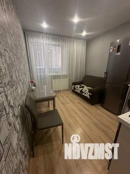 1-к квартира, посуточно, 38м2, 1/16 этаж