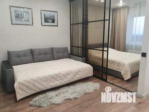 Студия квартира, посуточно, 40м2, 10/18 этаж