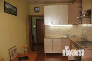 1-к квартира, посуточно, 44м2, 10/11 этаж