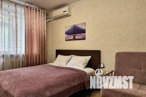 1-к квартира, посуточно, 38м2, 1/10 этаж