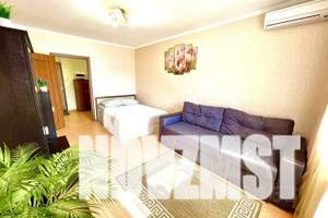 1-к квартира, посуточно, 50м2, 15/24 этаж