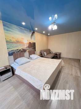 Студия квартира, посуточно, 40м2, 5/5 этаж