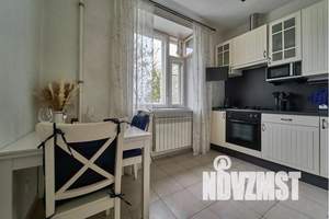 2-к квартира, посуточно, 60м2, 3/5 этаж