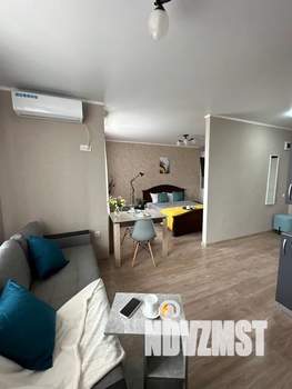 Студия квартира, посуточно, 37м2, 18/19 этаж