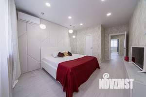 2-к квартира, посуточно, 70м2, 18/25 этаж