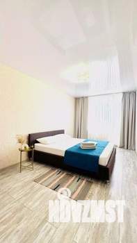 1-к квартира, посуточно, 47м2, 1/1 этаж