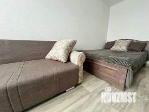 1-к квартира, посуточно, 35м2, 12/25 этаж