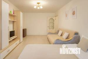 1-к квартира, посуточно, 33м2, 4/9 этаж