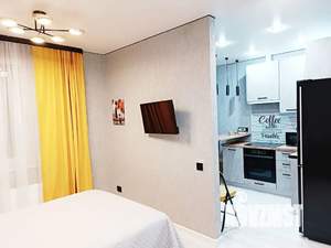 Студия квартира, посуточно, 35м2, 10/25 этаж