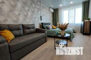 1-к квартира, посуточно, 42м2, 19/24 этаж