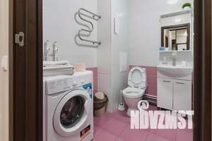 2-к квартира, посуточно, 47м2, 6/18 этаж