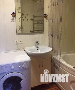 1-к квартира, посуточно, 44м2, 7/10 этаж