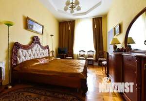 1-к квартира, посуточно, 210м2, 1/1 этаж