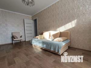 3-к квартира, посуточно, 57м2, 1/1 этаж