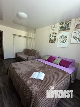 1-к квартира, посуточно, 37м2, 3/3 этаж