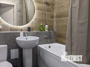 1-к квартира, посуточно, 35м2, 12/18 этаж