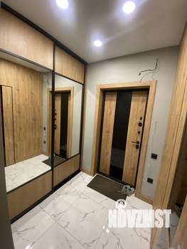 Студия квартира, посуточно, 41м2, 18/25 этаж