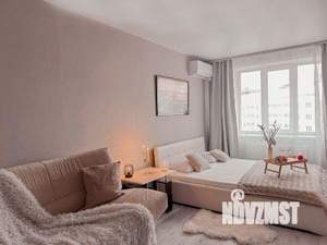 1-к квартира, посуточно, 43м2, 1/1 этаж