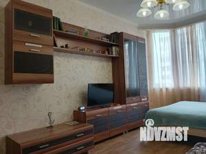 1-к квартира, посуточно, 42м2, 6/15 этаж