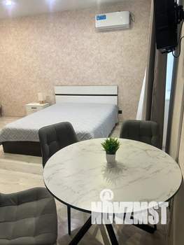Студия квартира, посуточно, 37м2, 13/25 этаж