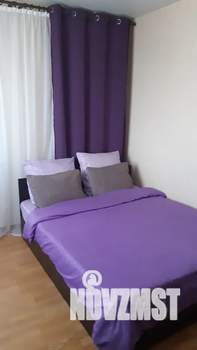 1-к квартира, посуточно, 40м2, 18/19 этаж