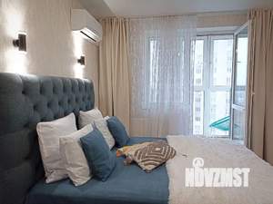 Студия квартира, посуточно, 35м2, 22/25 этаж