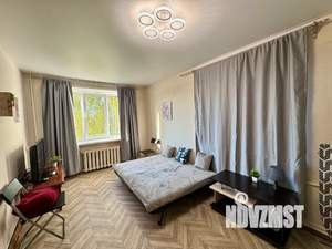 1-к квартира, посуточно, 30м2, 3/5 этаж